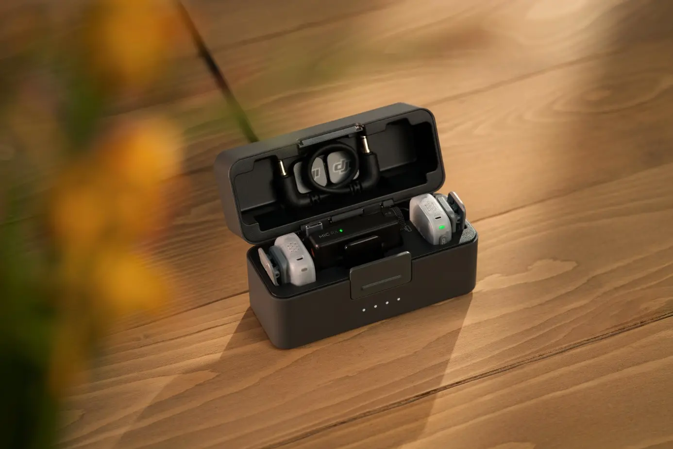 DJI MIC MINI 2 (2 TX + 1 RX + CHARGING CASE) - Imagen 4